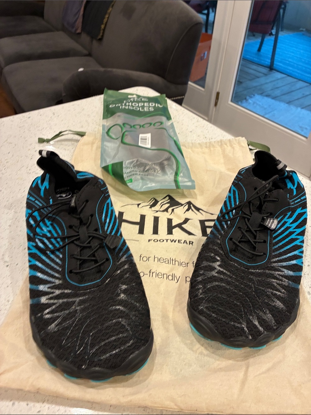 Hike Footwear Men’s Black and Teal Lightweight Athletic Sneakers
